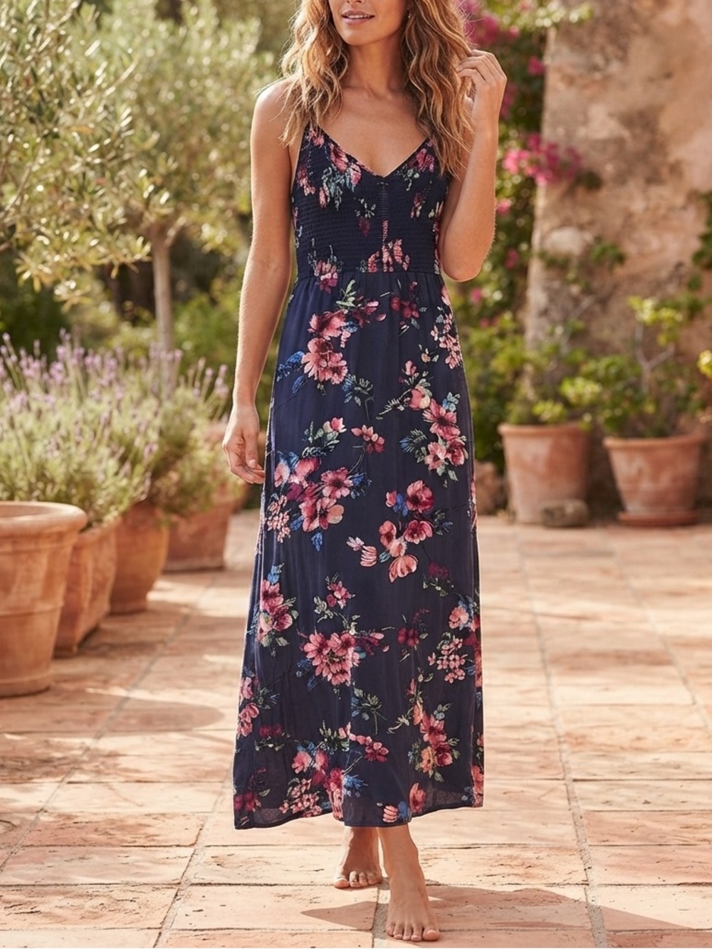 House of Gypsies Navy Floral Maxi Dress Size S Smocked Spaghetti Strap Boho🩷